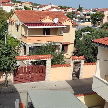 Studio Apartments Izabela Vodice Zewnętrze zdjęcie